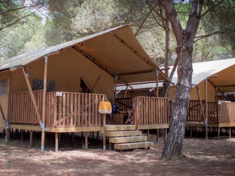 Tente en toile et en bois 4 personnes - Lodge