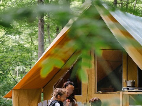 TENTE 3 personnes - Tente Prêt à camper 16m² 2 chambres - sans sanitaires + terrasse 15m² 3 pers