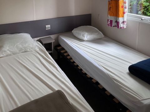 MOBILHOME 6 personnes - Confort 28m² 2 chambres + terrasse couverte 13.5m² - TV