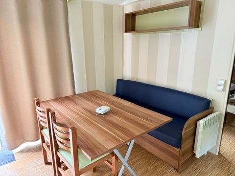 Mobilhome 6 personnes - Standard - PMR 30m² - 2 chambres - Terrasse 20m² - TV 1 pers