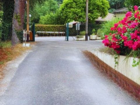 Flower Camping De la Plage - Camping Lot