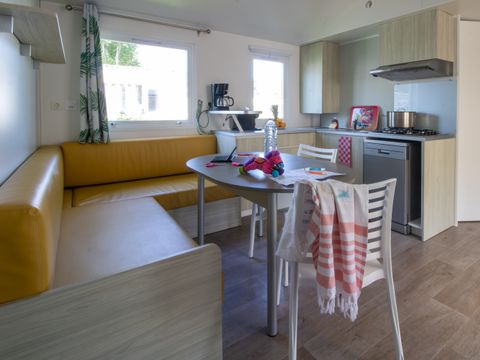 Mobilhome 8 personnes - Cottage - DETENTE - 4 chambres