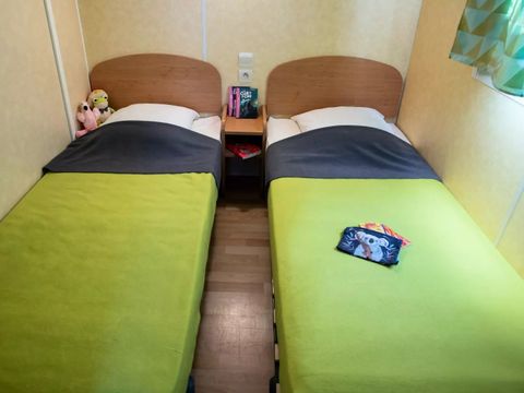MOBILHOME 4 personnes - Mobil Home Sympa 3 Pièces 4 Personnes + TV