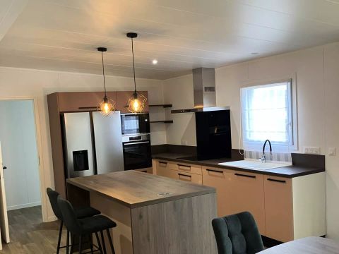 MOBILHOME 5 personnes - Cottage 4 Pièces 6 Personnes (5 adultes et 1 bébé) + TV