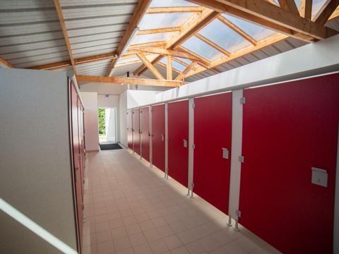 Emplacement - Offre spéciale sur aire de Camping-car /court-séjour: Emplacement/nuit comprenant 2 pers+elect10A