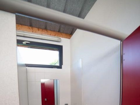 Emplacement - Offre spéciale sur aire de Camping-car /court-séjour: Emplacement/nuit comprenant 2 pers+elect10A