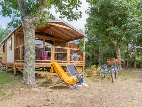 TENTE TOILE ET BOIS 4 personnes - Cosyflower Premium 38 m² - 2 chambres - TV + Draps + Serviettes 4 pers.