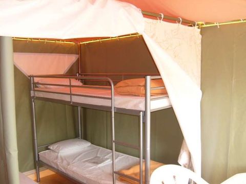 Bungalow toilé 5 personnes - BENGALI, sans eau et sans sanitaires