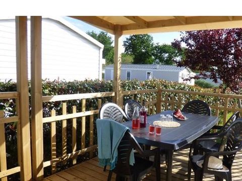 MOBILHOME 6 personnes - Mobilhome ARCHIPEL Premium 30m² - 3 chambres / terrasse couverte + TV + LV + Draps 6 pers