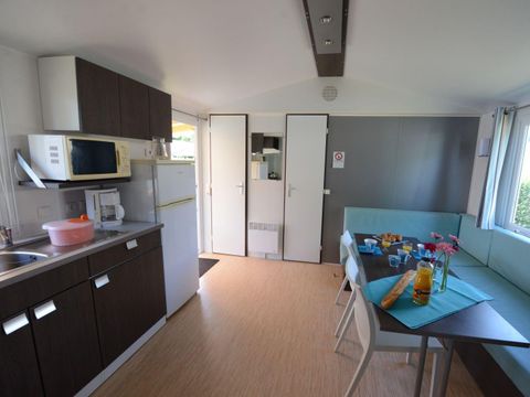 MOBILHOME 6 personnes - Mobilhome ARMOR Confort 33m² - 3 chambres / terrasse couverte + TV 6 pers