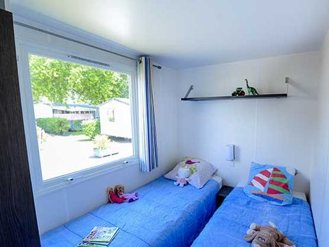 MOBILHOME 6 personnes - Mobilhome ARMOR Confort 33m² - 3 chambres / terrasse couverte + TV 6 pers