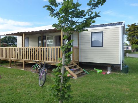 MOBILHOME 8 personnes - Mobilhome FAMILY Premium 36m² - 4 chambres / terrasse couverte + TV + LV + Draps 8 pers