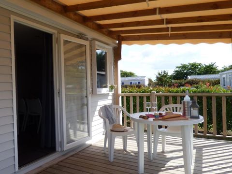 MOBILHOME 2 personnes - Mobilhome OUESSANT Confort 18m² - 1 chambre / terrasse couverte + TV 2 pers