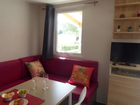 MOBILHOME 2 personnes - Mobilhome OUESSANT Confort 18m² - 1 chambre / terrasse couverte + TV 2 pers