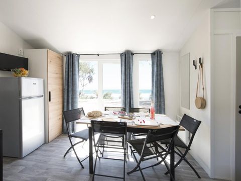 Mobilhome 8 personnes - Mobilhome FAMILY ESPACE Premium 40m² - 4 chambres - 2 SDB / terrasse couverte + TV + LV + Draps 8 pers