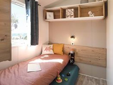 Mobilhome 8 personnes - Mobilhome FAMILY ESPACE Premium 40m² - 4 chambres - 2 SDB / terrasse couverte + TV + LV + Draps 8 pers