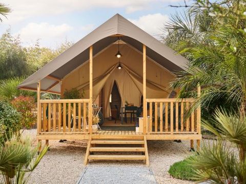 LODGE 4 personnes - Mini WOOD 21m² 2 chambres sans / terrasse couverte