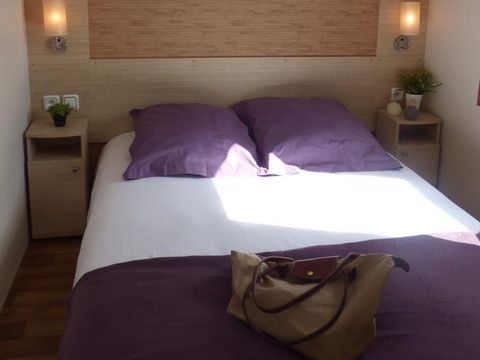 MOBILHOME 4 personnes - RESIDENTIEL Confort 34m² - 2 chambres / Terrasse couverte + TV