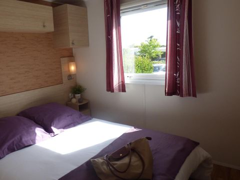 Mobilhome 4 personnes - RESIDENTIEL Confort 34m² - 2 chambres / Terrasse couverte + TV