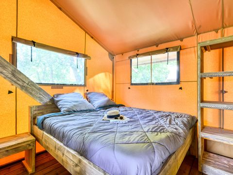 Tente en toile et en bois 4 personnes - Lodge Luxe 3 Pièces 4 Personnes