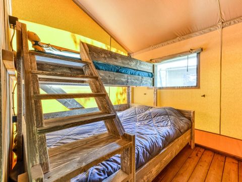 Tente en toile et en bois 5 personnes - Lodge Luxe 3 Pièces 5 Personnes