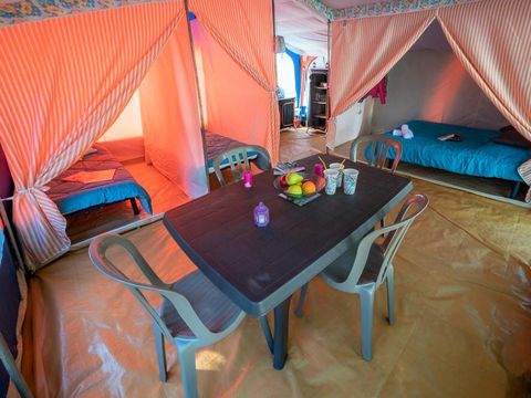 Tente 4 personnes - Tente Navajo 3 pièces 4 personnes sans sanitaires