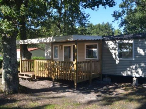 MOBILHOME 8 personnes - 6/8 places 3 chambres