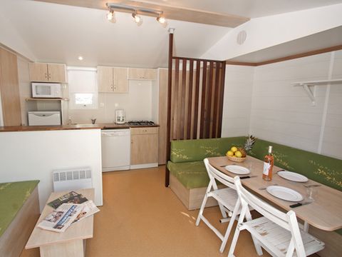 Mobilhome 6 personnes - 2 chambres (C6C)