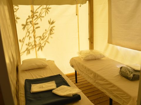 BUNGALOW TOILÉ 6 personnes - TITHOME