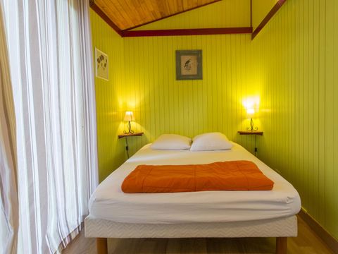 Chalet 4 personnes - Chalet vert et rouge 35m² - 1 chambre + mezzanine