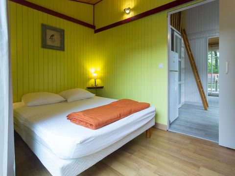 Chalet 4 personnes - Chalet vert et rouge 35m² - 1 chambre + mezzanine