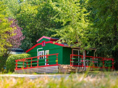 Chalet 4 personnes - Chalet vert et rouge 35m² - 1 chambre + mezzanine