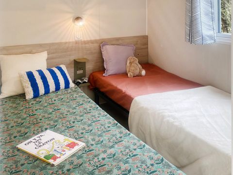 MOBILHOME 6 personnes - Premium | 3 Ch. | 6 Pers. | Terrasse Lounge | Clim. | TV