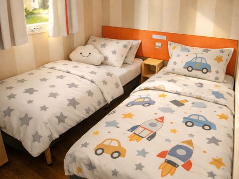 MOBILHOME 4 personnes - P'tit budget- 2 chambres + terrasse- Clim et TV Inclus