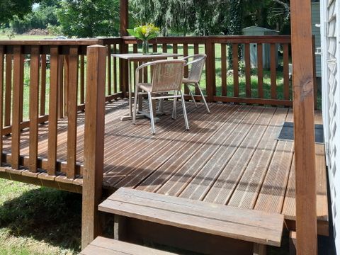 MOBILHOME 4 personnes - CONFORT - 2 chambres + terrasse+ grand frigo congélateur- Clim et Tv Inclus