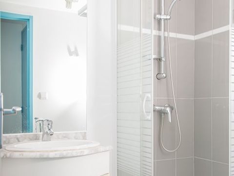 BUNGALOW 4 personnes - LAGON