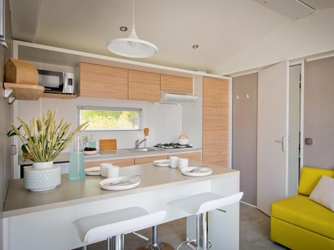 MOBILHOME 4 personnes - Cottage Premium - 2 chambres - 2 salles de bains - Draps, serviettes, plancha, forfait ménage inclus