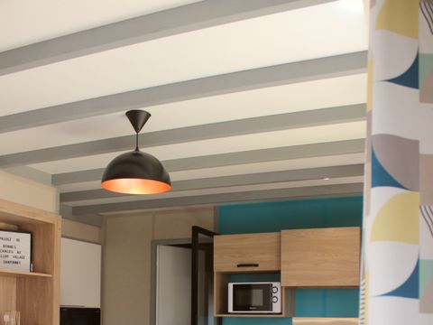 CHALET 4 personnes - Premium Badiane - 2 chambres - 2 salles de bains - Draps, serviettes, plancha, forfait ménage