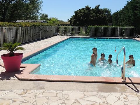 Camping Lou Vincen - Camping Gard - Image N°2