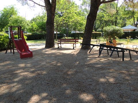 Camping Lou Vincen - Camping Gard - Image N°3