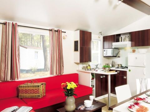 MOBILHOME 6 personnes - Cottage Family - 3 chambres : 32m² - Terrasse non couverte 11m² - 6 pers.