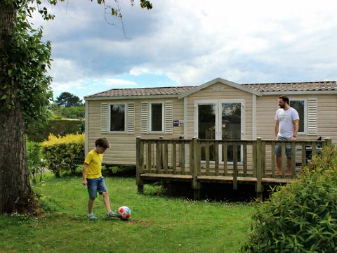 MOBILHOME 6 personnes - Cottage Family - 3 chambres : 32m² - Terrasse non couverte 11m² - 6 pers.