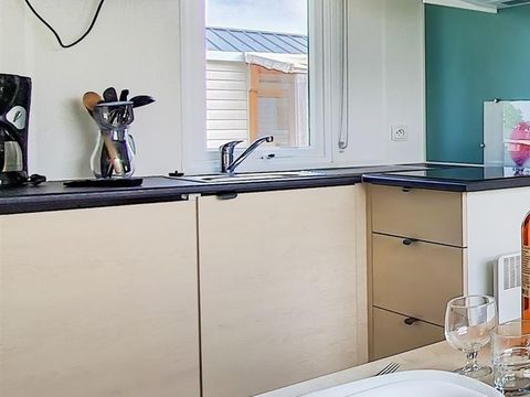 MOBILHOME 5 personnes - Cottage Pacifique - 2 chambres : 27m² - Terrasse couverte 9m² 4/5 pers.