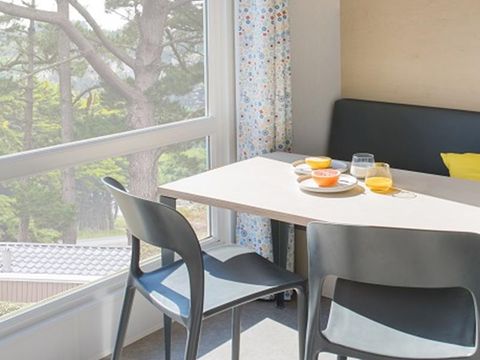 MOBILHOME 5 personnes - Cottage Pacifique - 2 chambres : 27m² - Terrasse couverte 9m² 4/5 pers.
