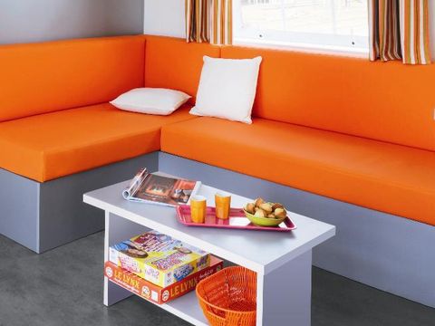 Mobilhome 6 personnes - Cottage family 2 salles de bain - 3 chambres : 37 m² + 18 m² de terrasse semi couverte