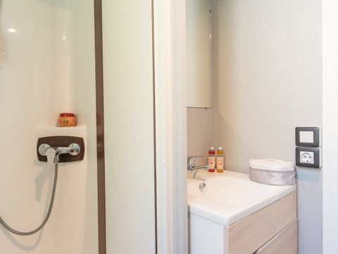 MOBILHOME 4 personnes - PRESTIGE