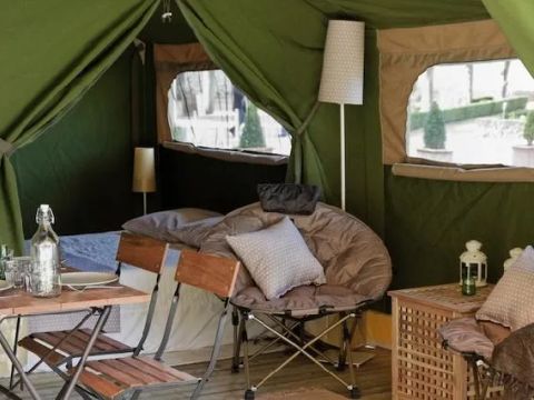 Tente en toile et en bois 5 personnes - Lodge Nature 3 Pièces 5 Personnes Sans Sanitaires