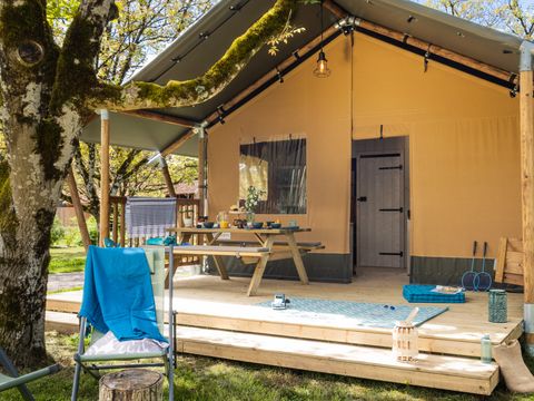 Tente en toile et en bois 4 personnes - Lodge Woody - 2 chambres - 4 personnes