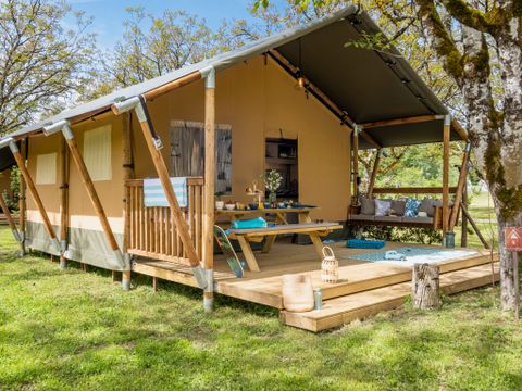 Tente en toile et en bois 4 personnes - Lodge Woody - 2 chambres - 4 personnes