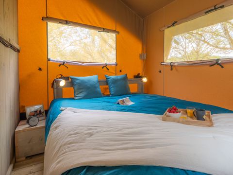Tente en toile et en bois 4 personnes - Lodge Woody - 2 chambres - 4 personnes